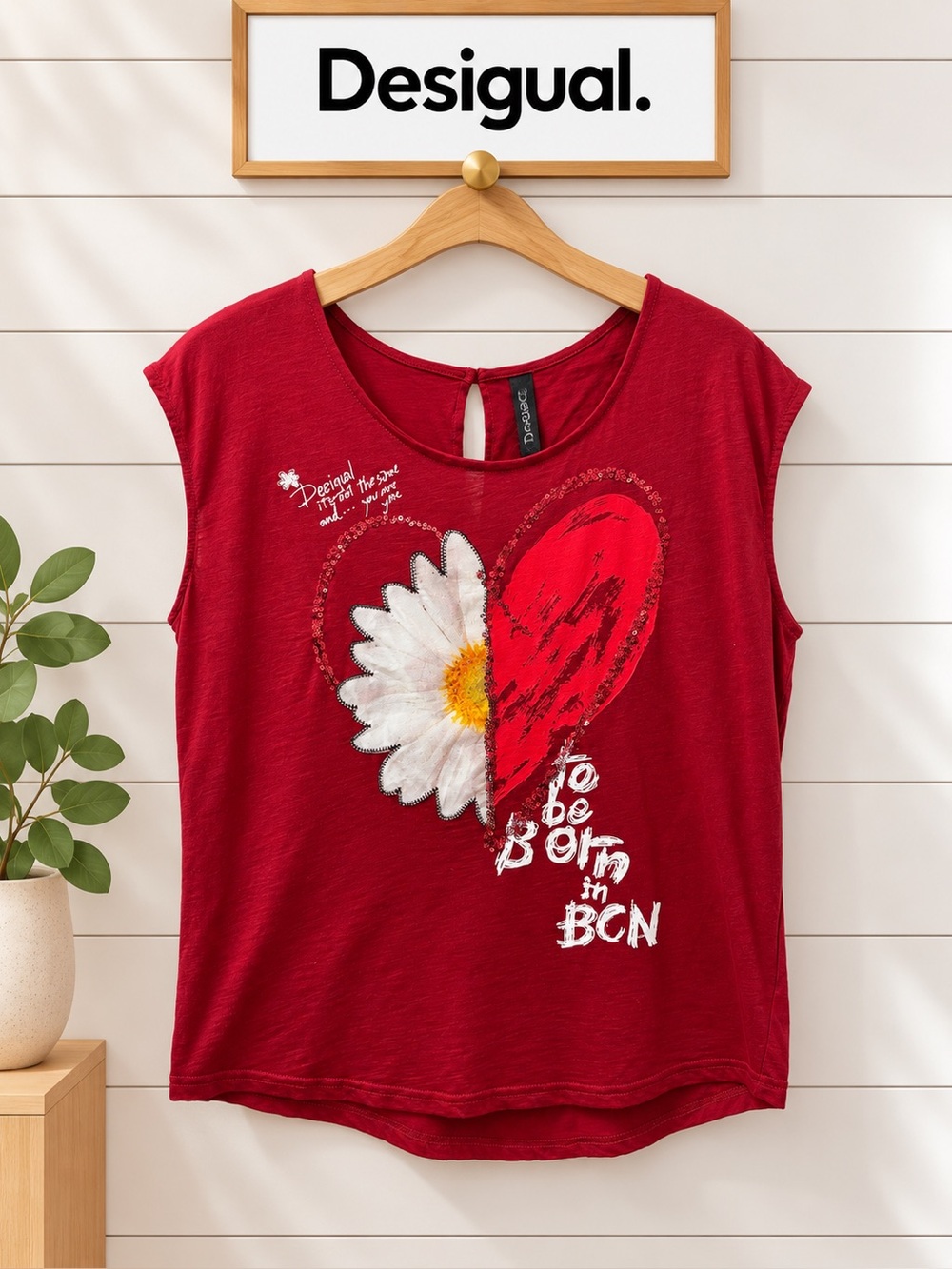 Desigual Graphic Heart & Daisy Top – Burgundy – Size L